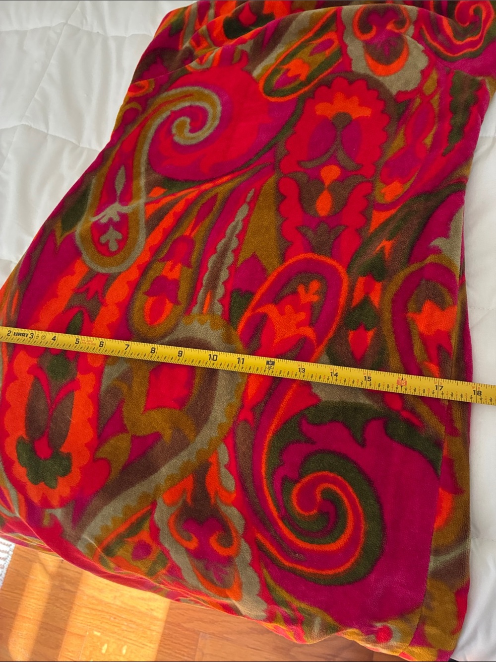 Vintage 1970s Hot Pink Paisley Maxi Dress with Olive & Red Accents - Picture 9 of 10